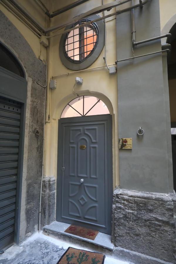 Appartement L'Antico Borgo Angioino à Naples Extérieur photo