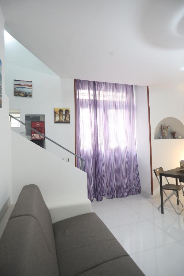 Appartement L'Antico Borgo Angioino à Naples Extérieur photo