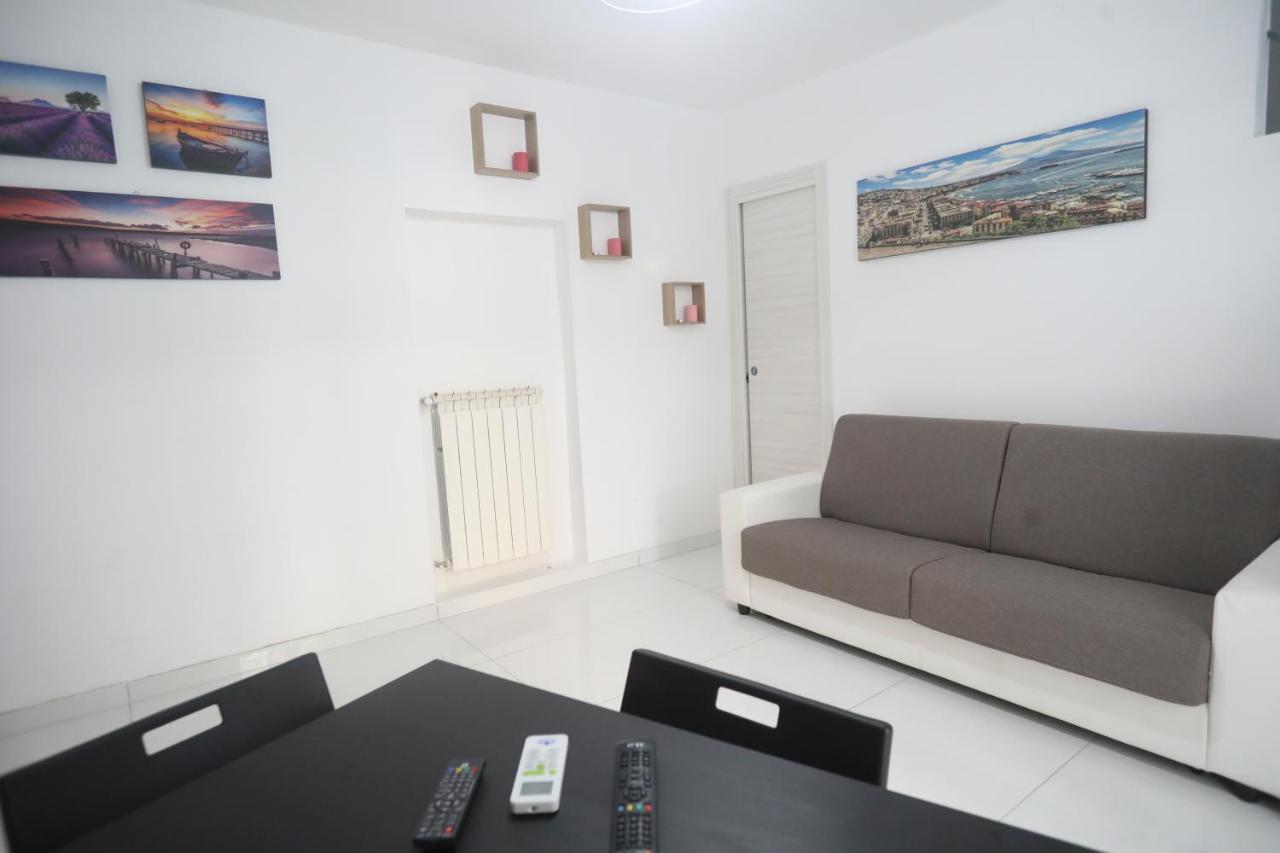 Appartement L'Antico Borgo Angioino à Naples Extérieur photo